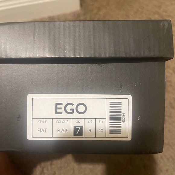 Black heeled sandals. Square toe. - Picture 3 of 7